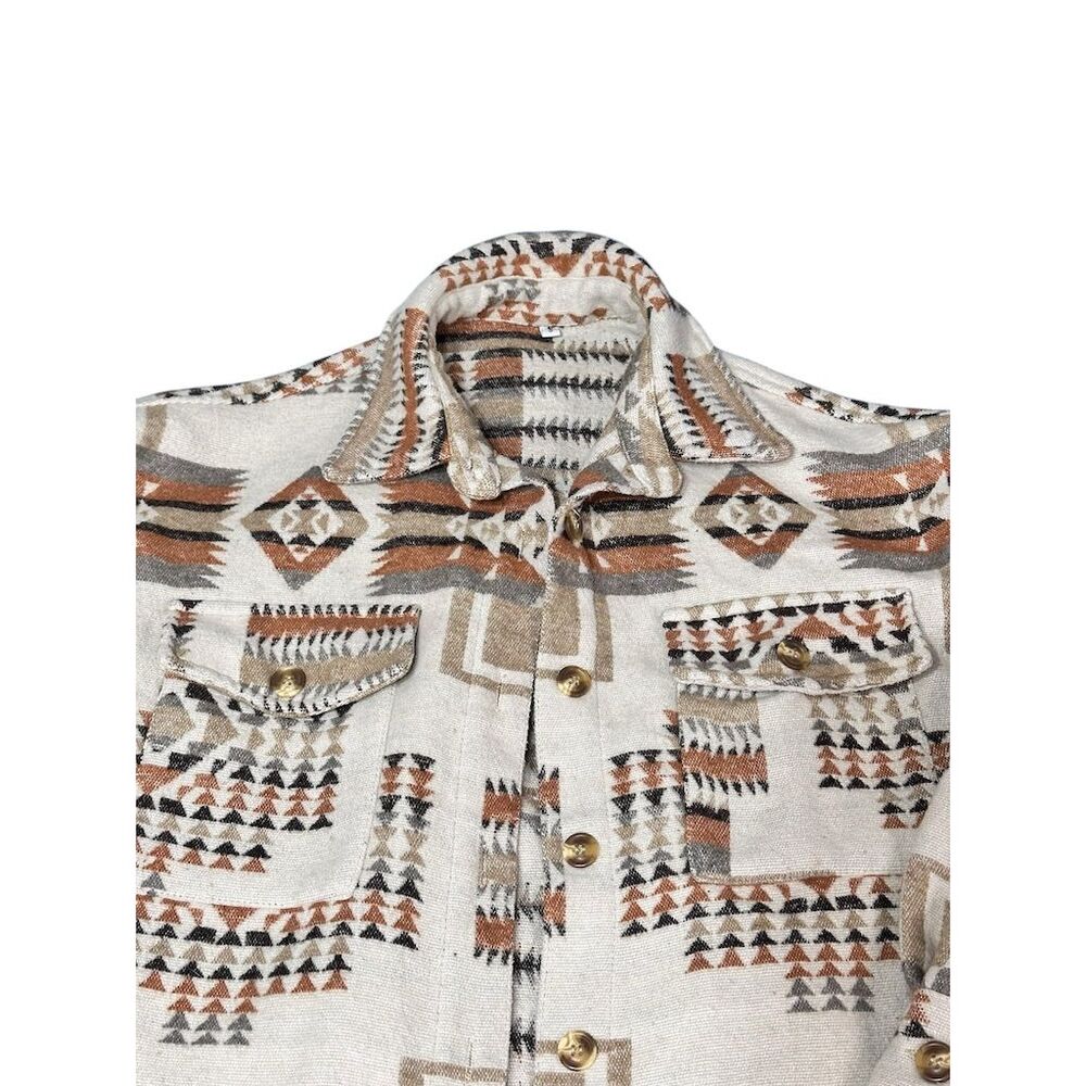 Neutral Aztec-Patterned Shacket Jacket - Picture 3 of 4